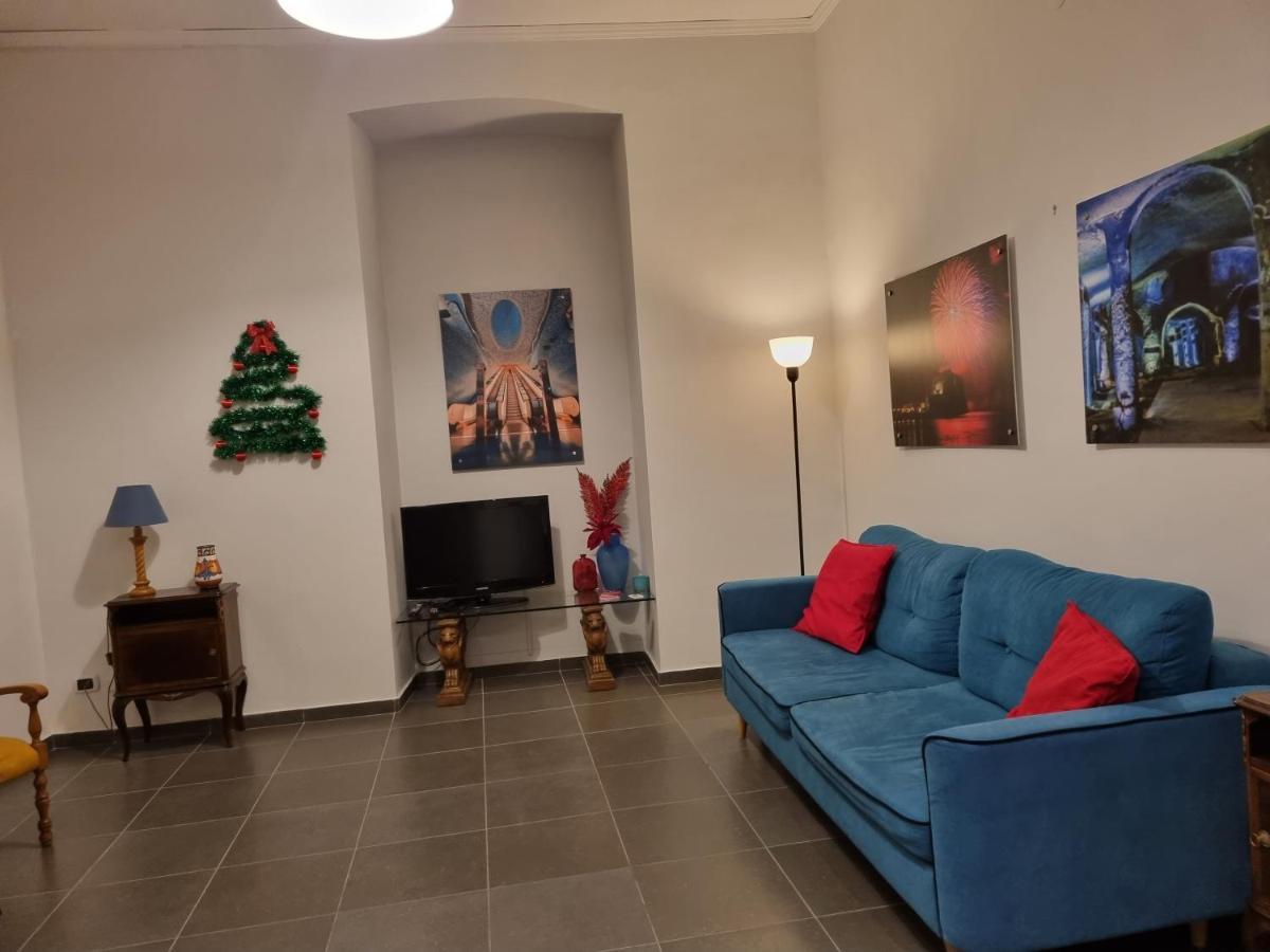 Napoli Sottosopra Chiaia Apartman Kültér fotó