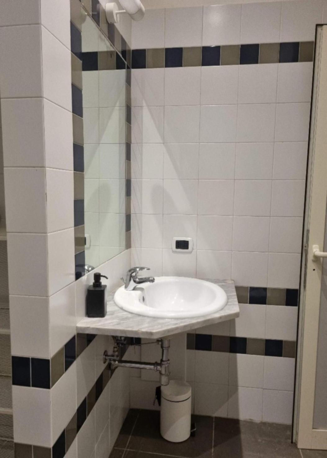Napoli Sottosopra Chiaia Apartman Kültér fotó